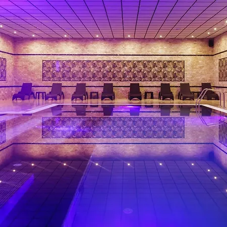 Hotel Aqua 2*