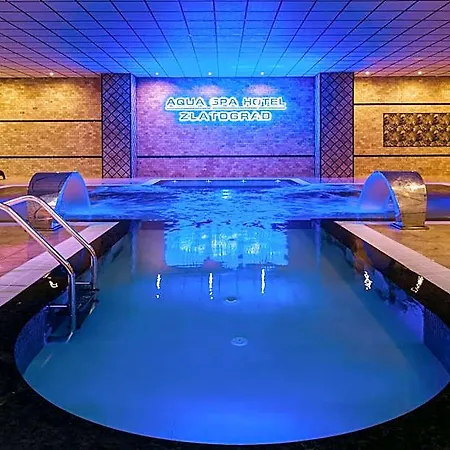 Aqua Hotel 2*