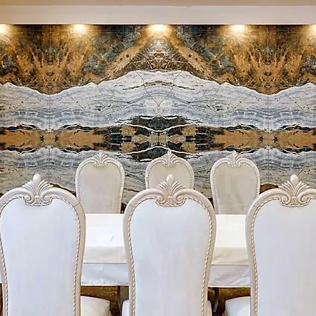 Hotel Aqua